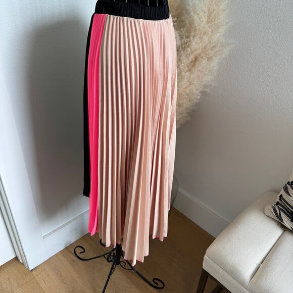 Loyd/Ford Pink Pleated Satin Sheer Black Overlay Midi Colorblock Skirt- Small - Picture 5 of 8